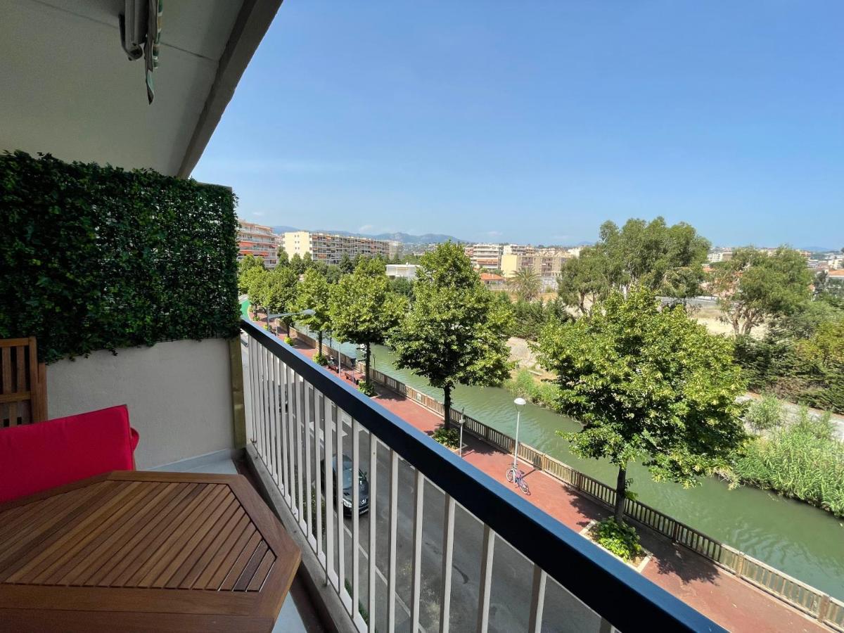 Vue Sur Mer - Magnifique Appartement Tout Confort - Terrasse Et Parking Prive Cagnes-sur-Mer Exteriör bild