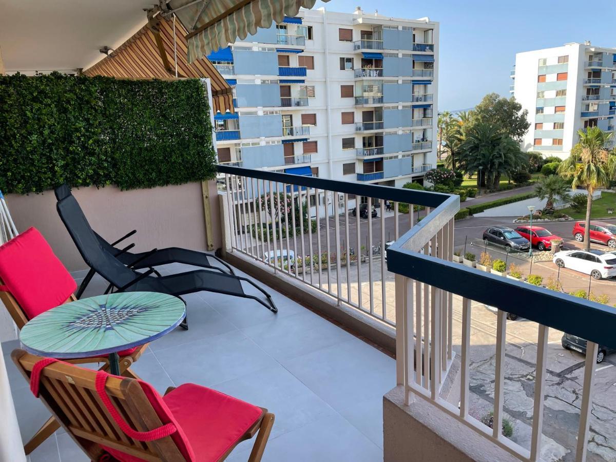 Vue Sur Mer - Magnifique Appartement Tout Confort - Terrasse Et Parking Prive Cagnes-sur-Mer Exteriör bild
